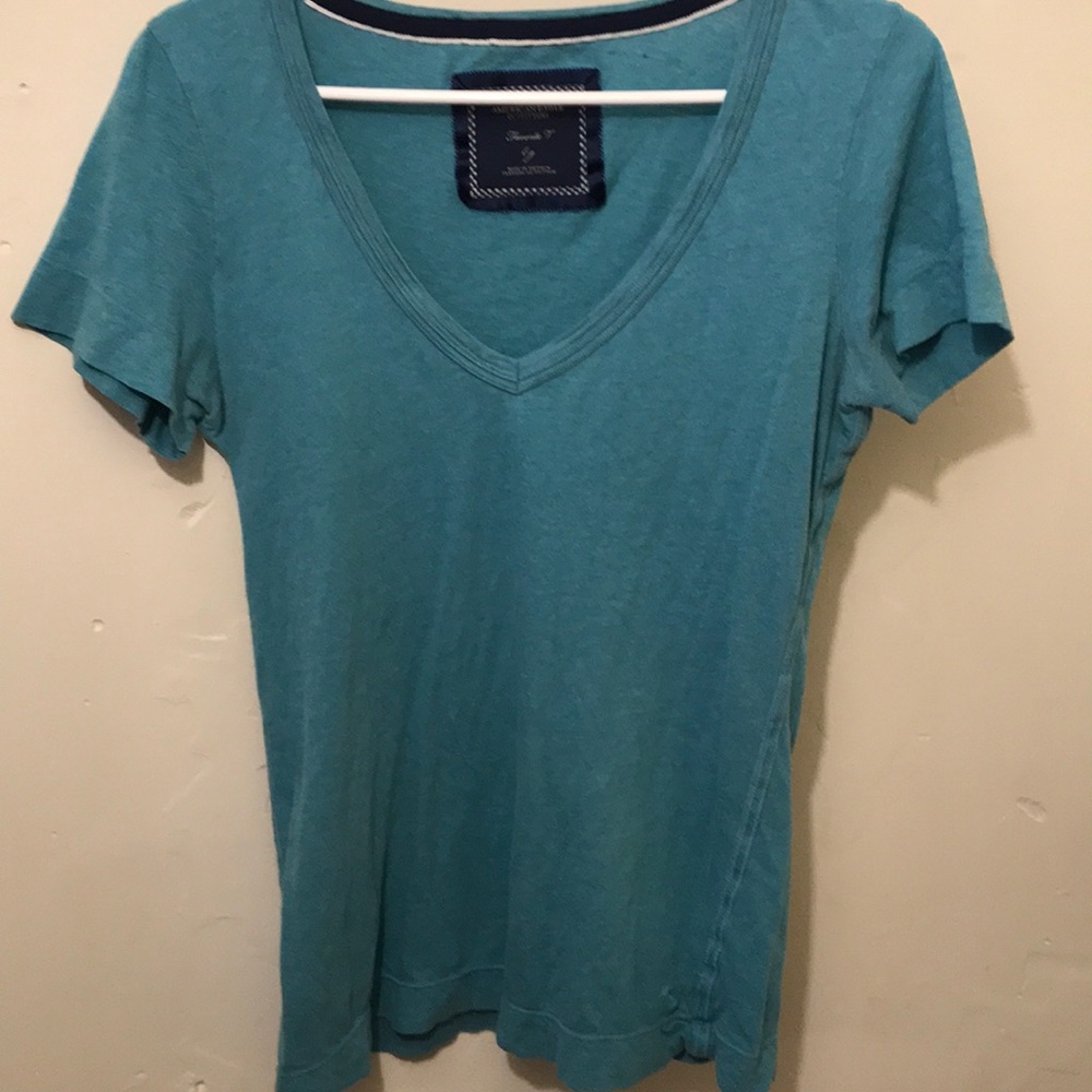 American Eagle favorite tee